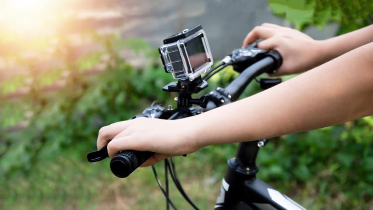 Wideorejestrator dla rowerzysty – dlaczego warto go mieć?